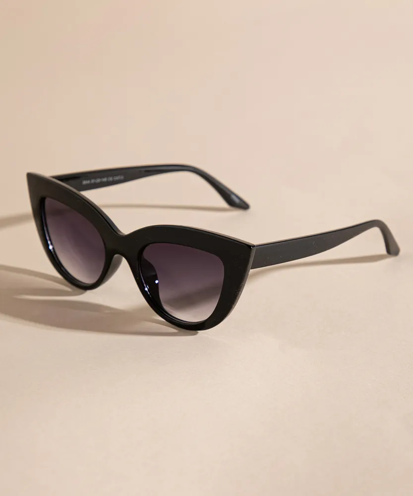 Black Cat Eye Frame Sunglasses