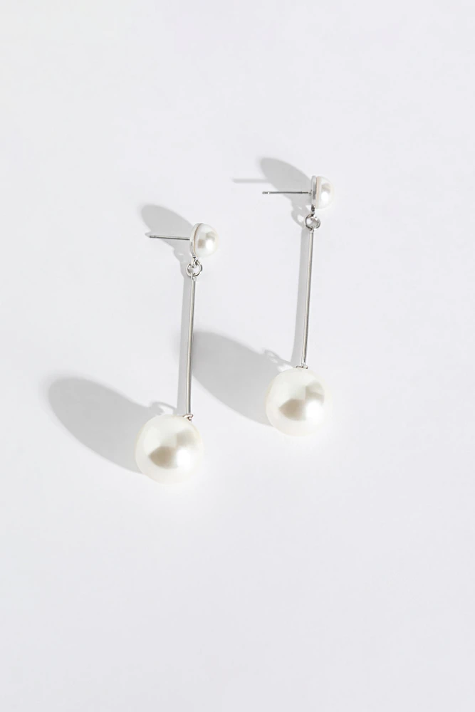 Dangling Glass Pearl Earrings