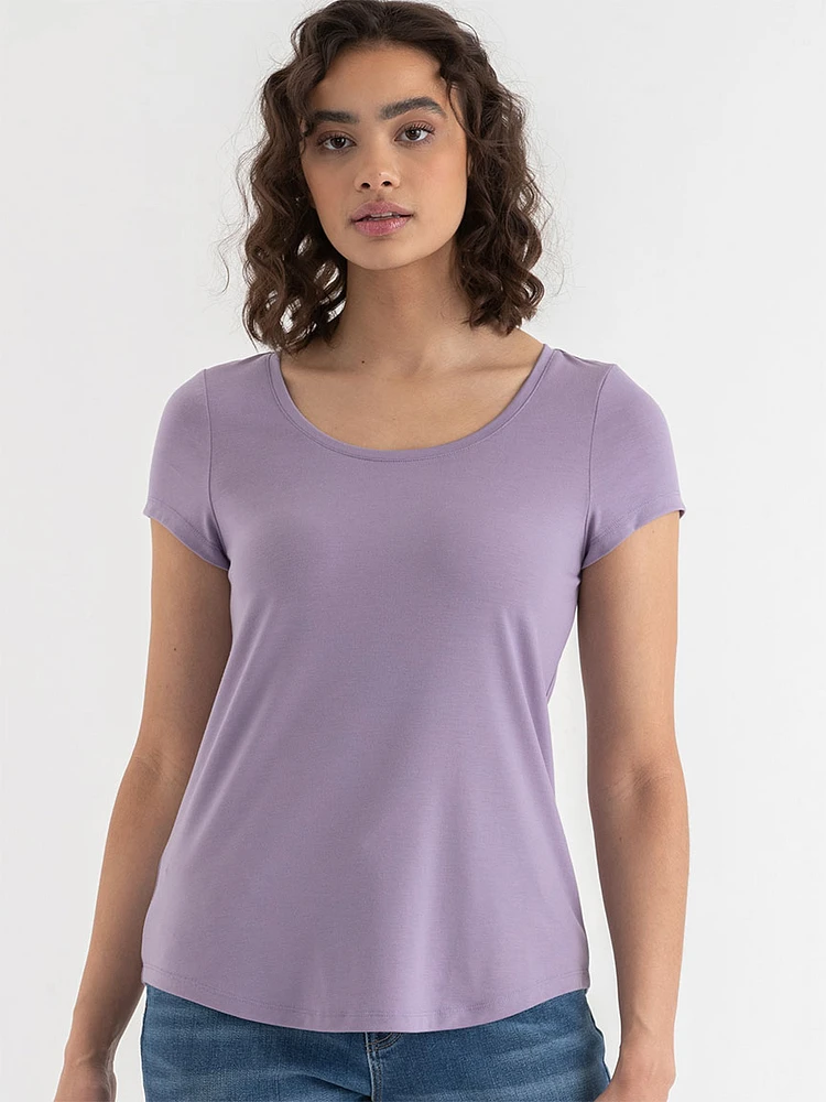 Scoop Neck Shirttail T-Shirt