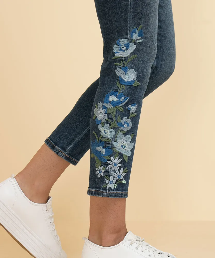 Skylar Skinny Skimmer Jean with Embroidery