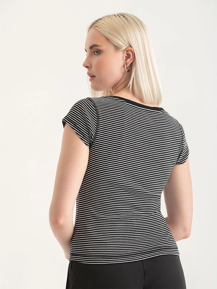 Ribbed Scoop Neck Tee