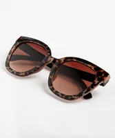 Tortoise Shell Wayfarer Sunglasses