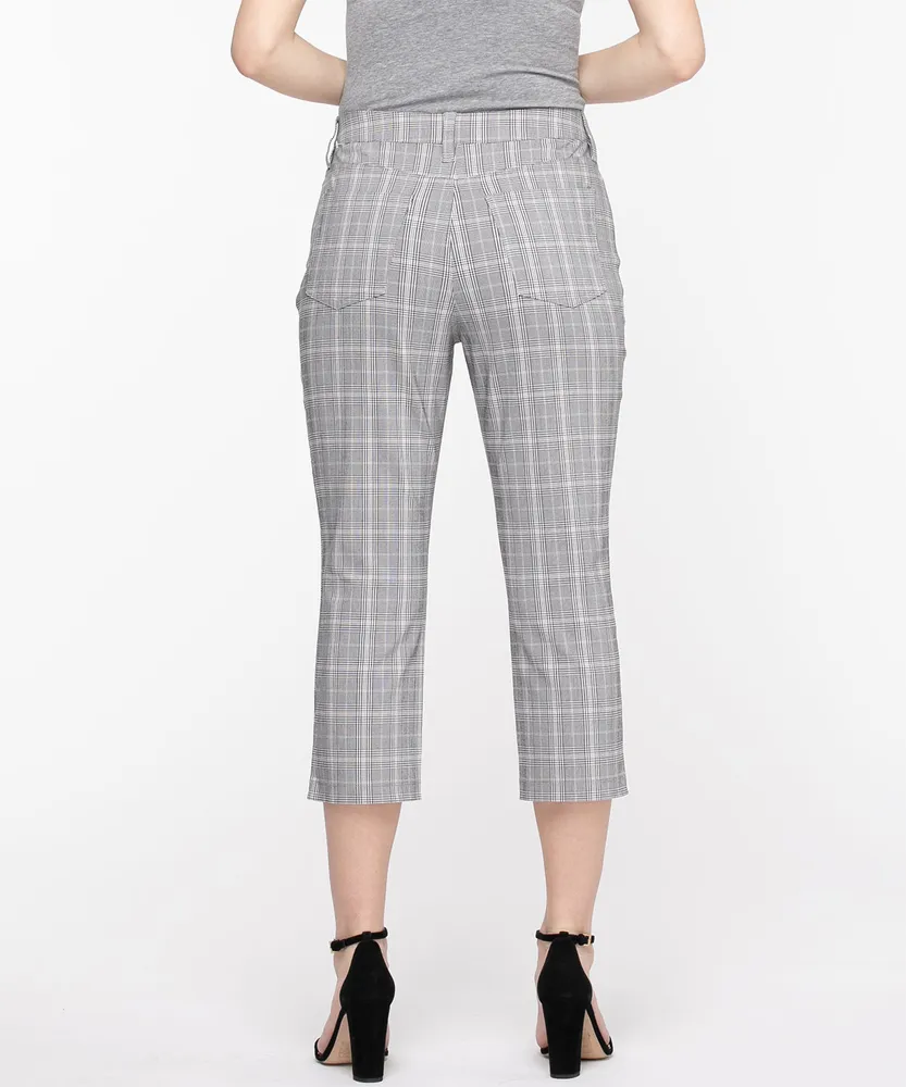 Microtwill Pull-On Crop Pant