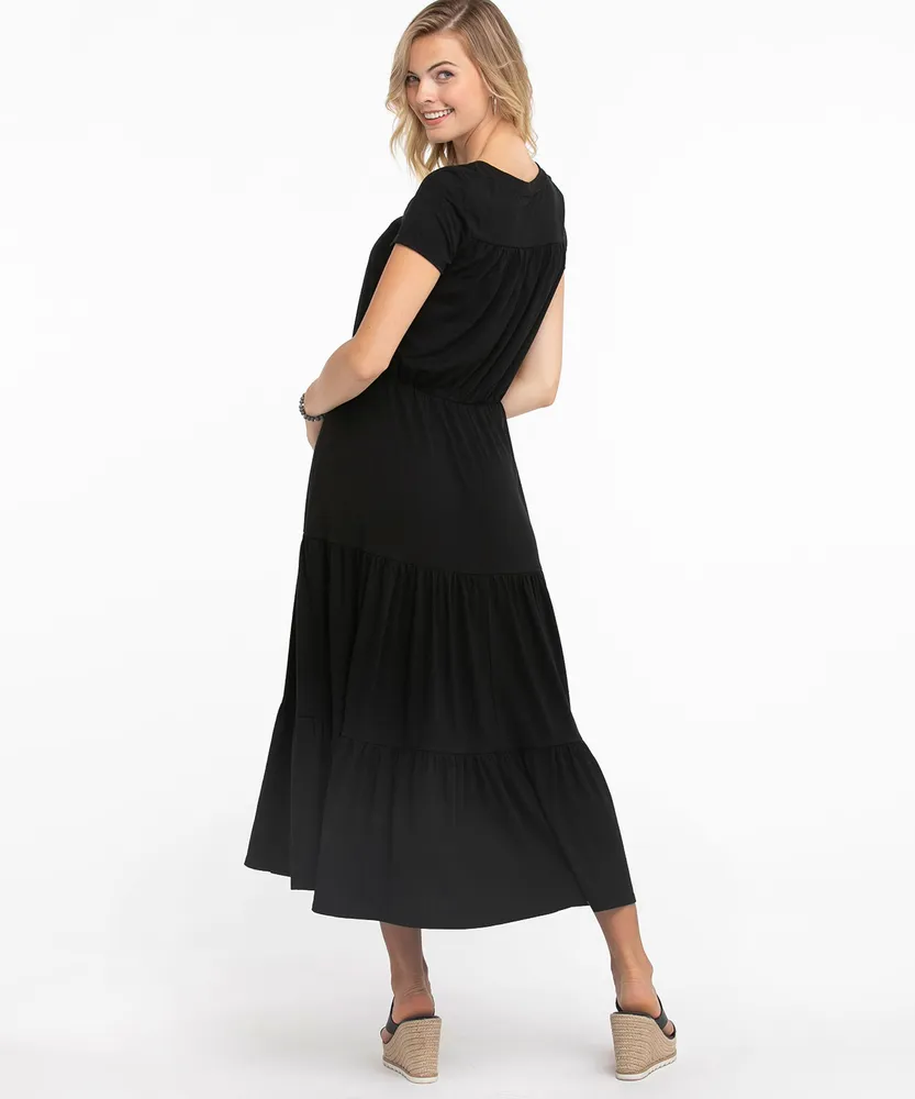 Short Sleeve Tiered Maxi Dress