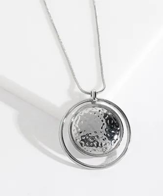 Hammered Metal Pendant Necklace