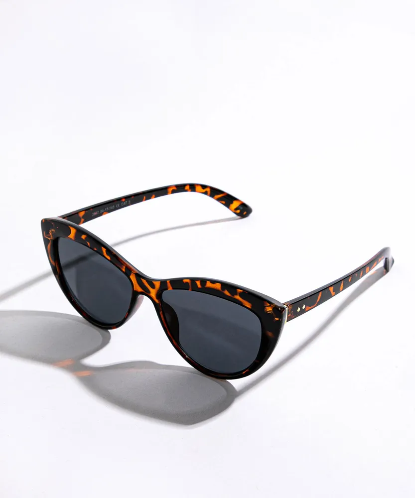 Classic Cat Eye Sunglasses