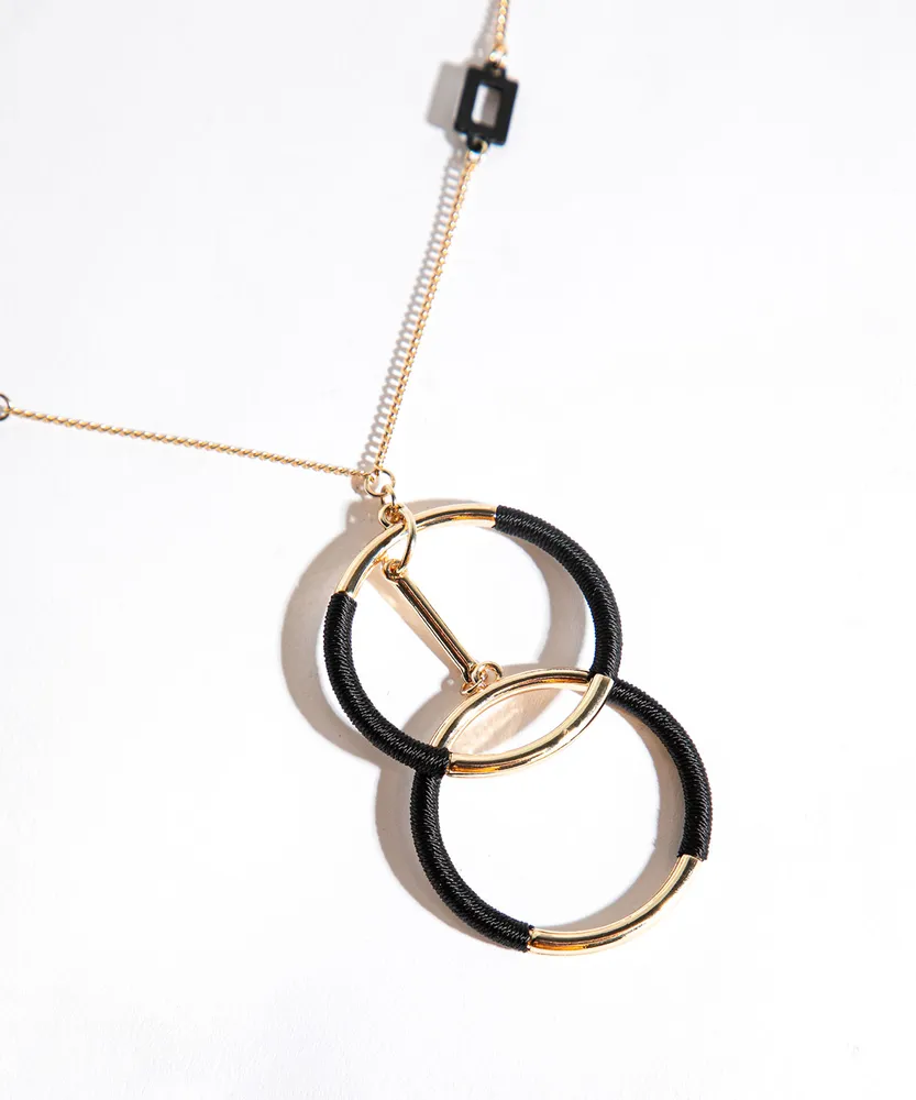 Black & Gold Circle Pendant Necklace