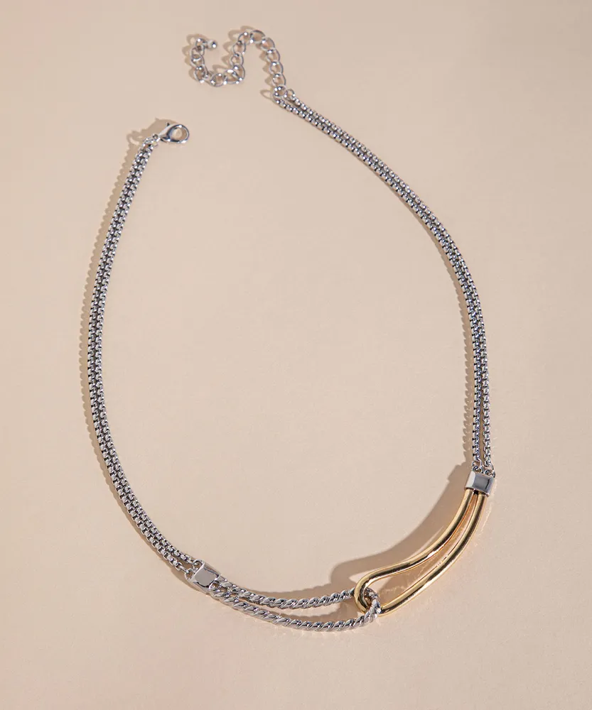 Short Metal Statement Necklace