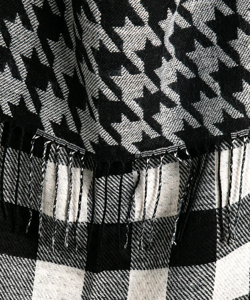 Houndstooth-Check Scarf