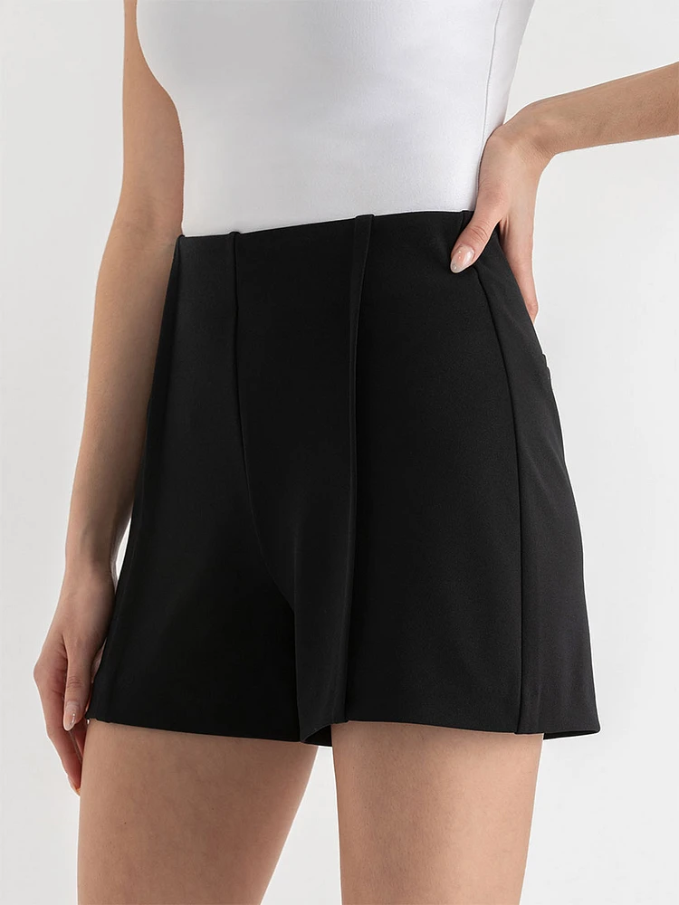 Seamed Shorts