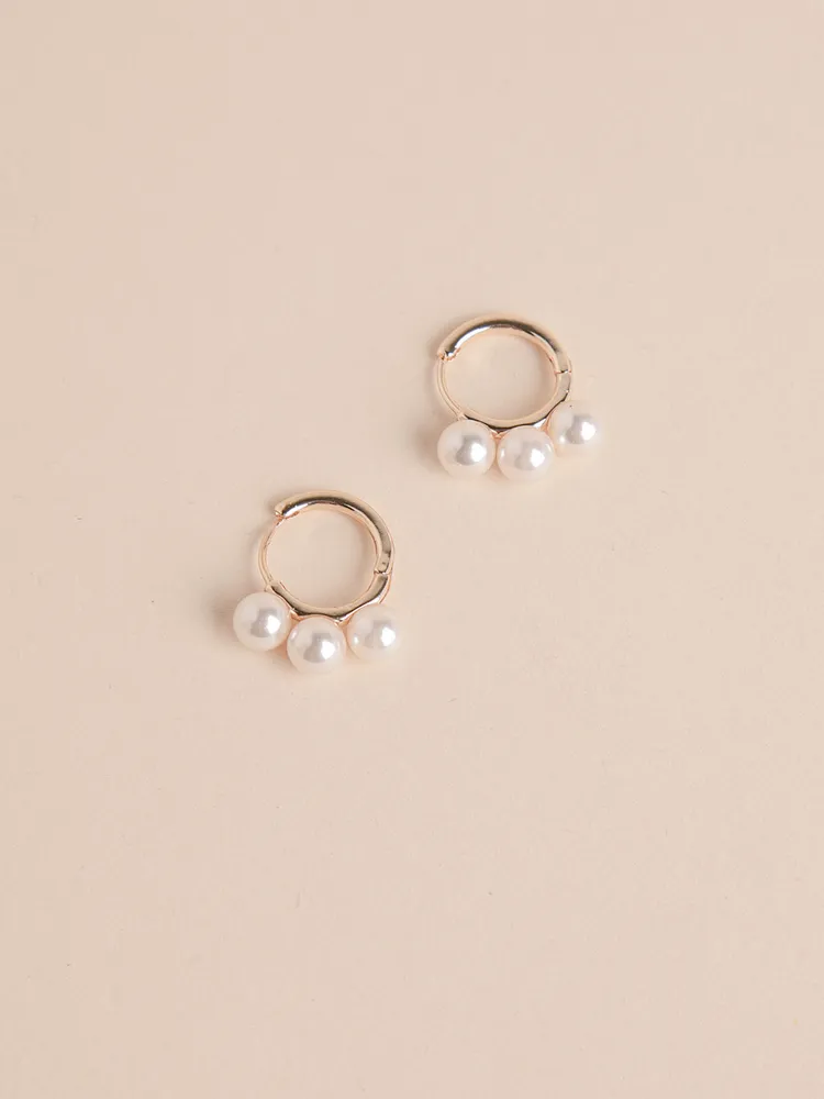 Bold Pearl Hoop Earring