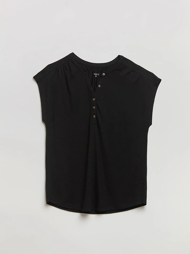 Henley T-Shirt