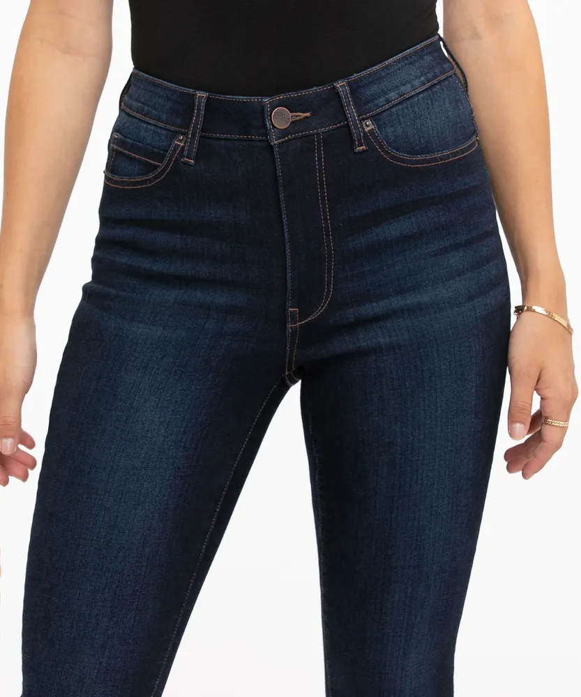 Eco-Friendly Rinsed 5-Pocket Jegging