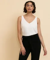 Vera Sleeveless 2-Layer Essential V-Neck Blouse