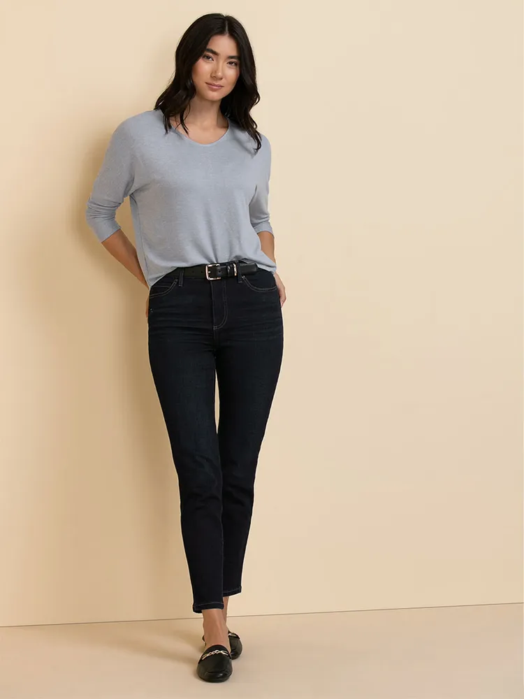 Easy V-Neck Hacci Knit Top