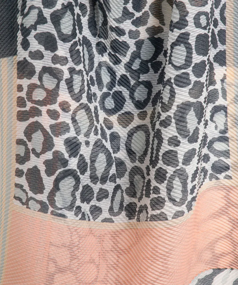 Plisse Leopard Scarf