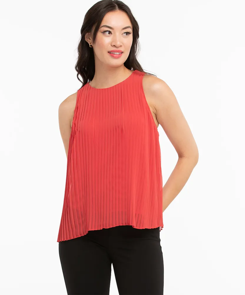 Pleated Sleeveless Blouse