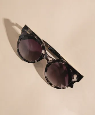Black Tortoise Round Frame Sunglasses