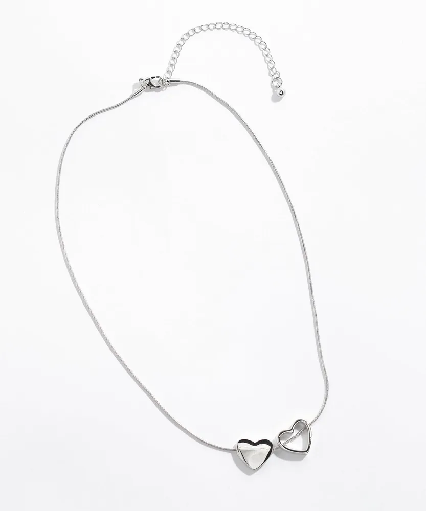 Short Snake Chain Necklace With 2 Hearts