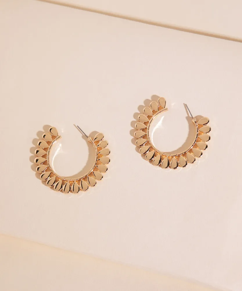 Large Metal Scallop Hoop Earrings