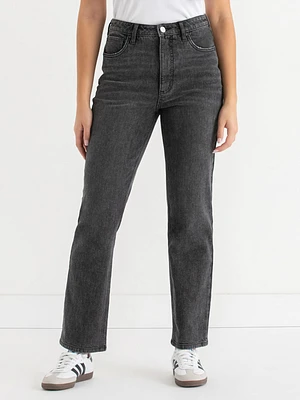 Lucy 90's Straight Jeans