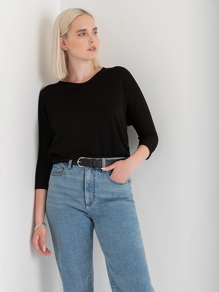 Easy V-Neck Hacci Knit Top