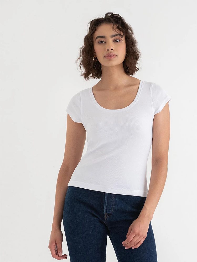 Ribbed Scoop Neck Tee