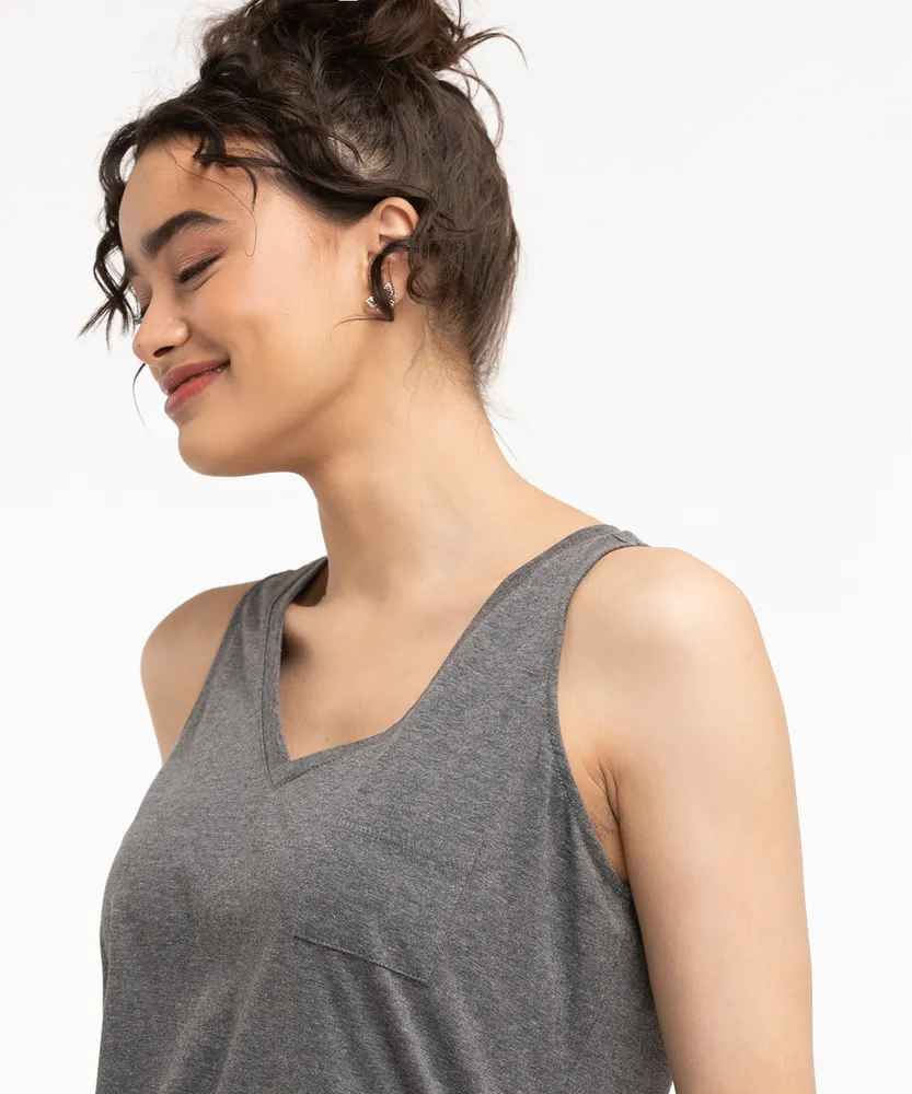 Pocketed V-Neck Tank Top