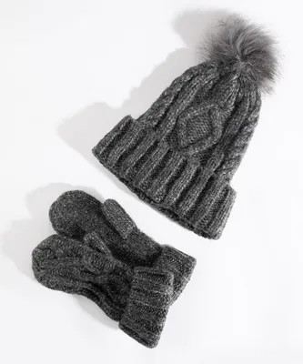 Soft Cable Knit Hat & Mitten Set