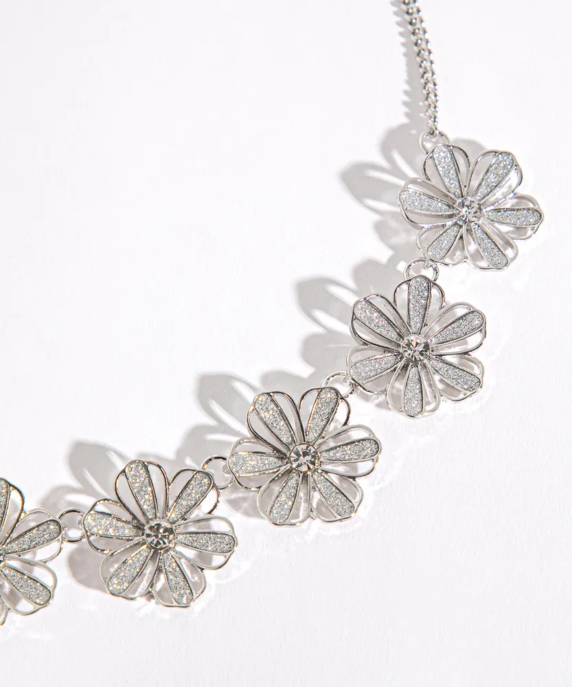 Silver Flower Necklace