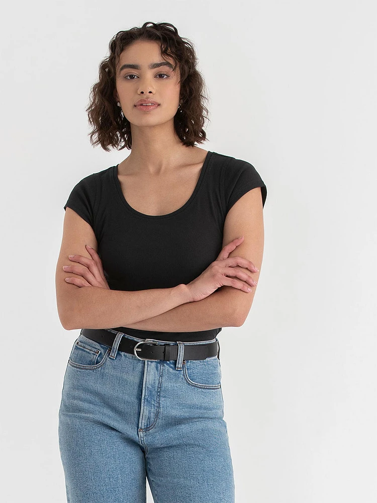 Ribbed Scoop Neck Tee