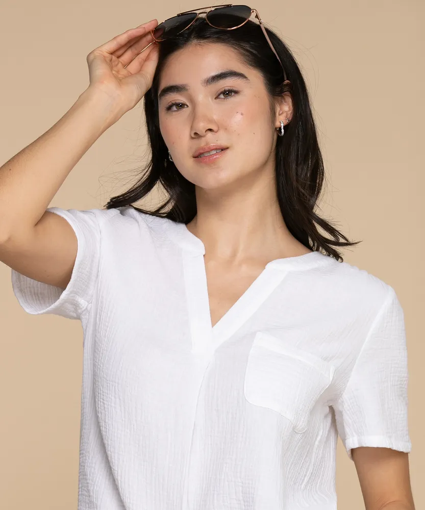 Short Sleeve Henley V-Neck Top