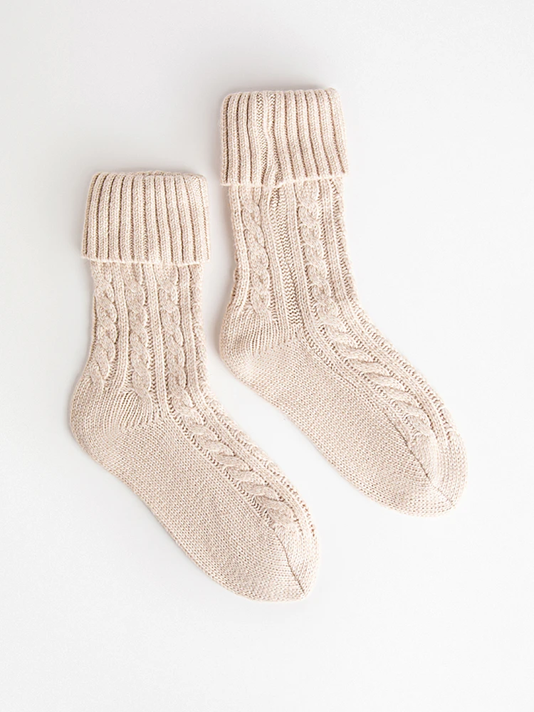 High Crew Cable Socks