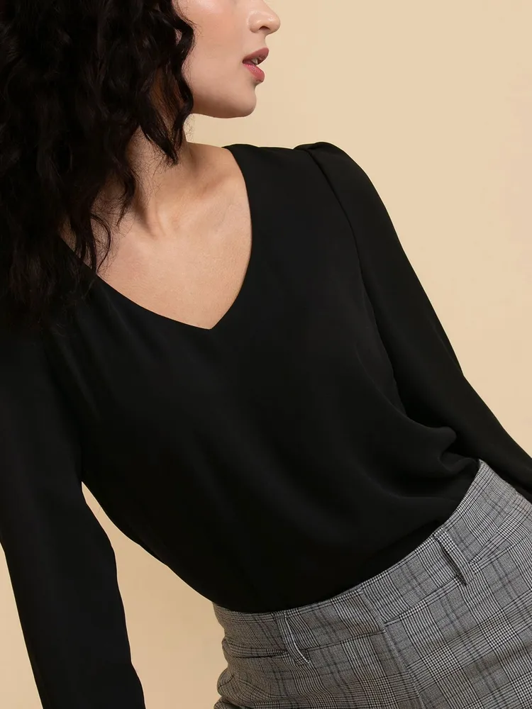 RICKI'S Vera Long Sleeve 2-Layer V-Neck Blouse