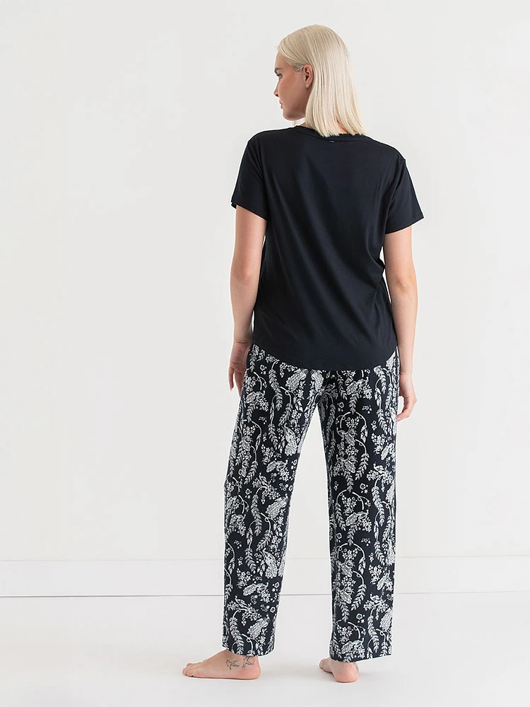 T-Shirt and Print Pants Pajama Set