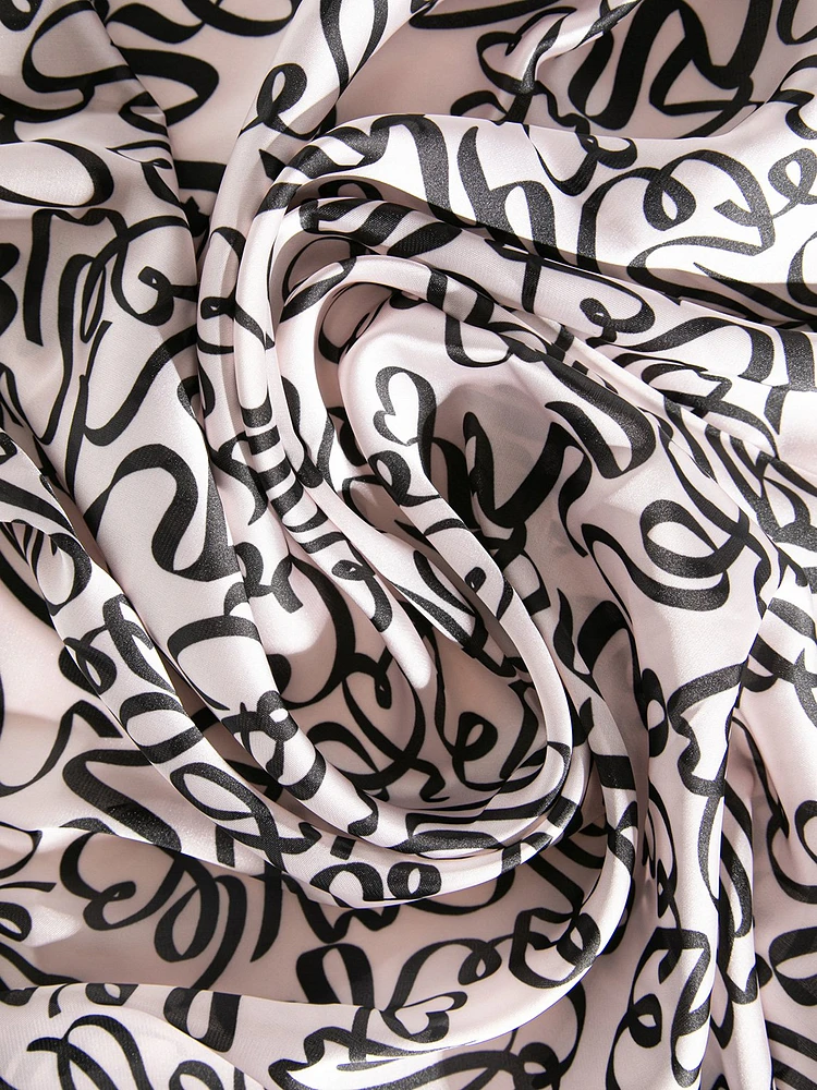 Scribble Heart Print Scarf