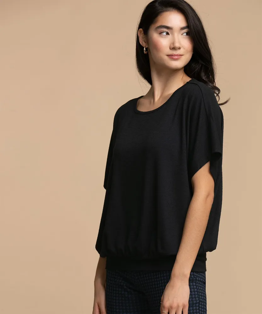 Extended Sleeve Banded Hacci Top