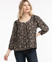 3/4 Sleeve Scoop Neck Blouse