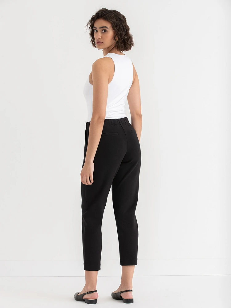 Knit Tapered Leg Pant