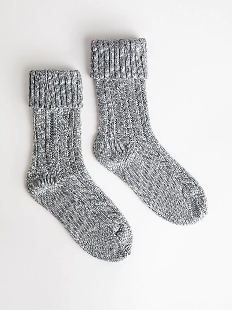 High Crew Cable Socks