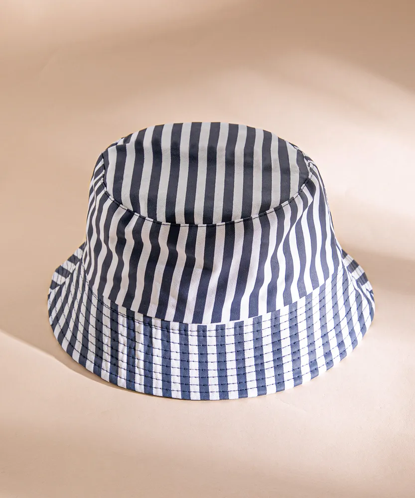 BB Reversible Bucket Hat