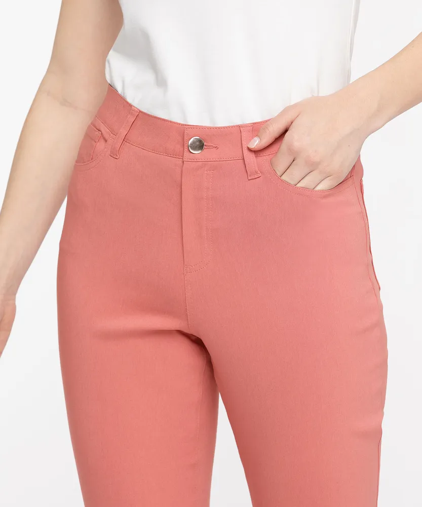 Microtwill Pull-On Crop Pant