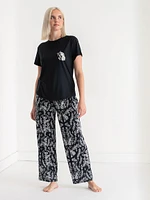 T-Shirt and Print Pants Pajama Set