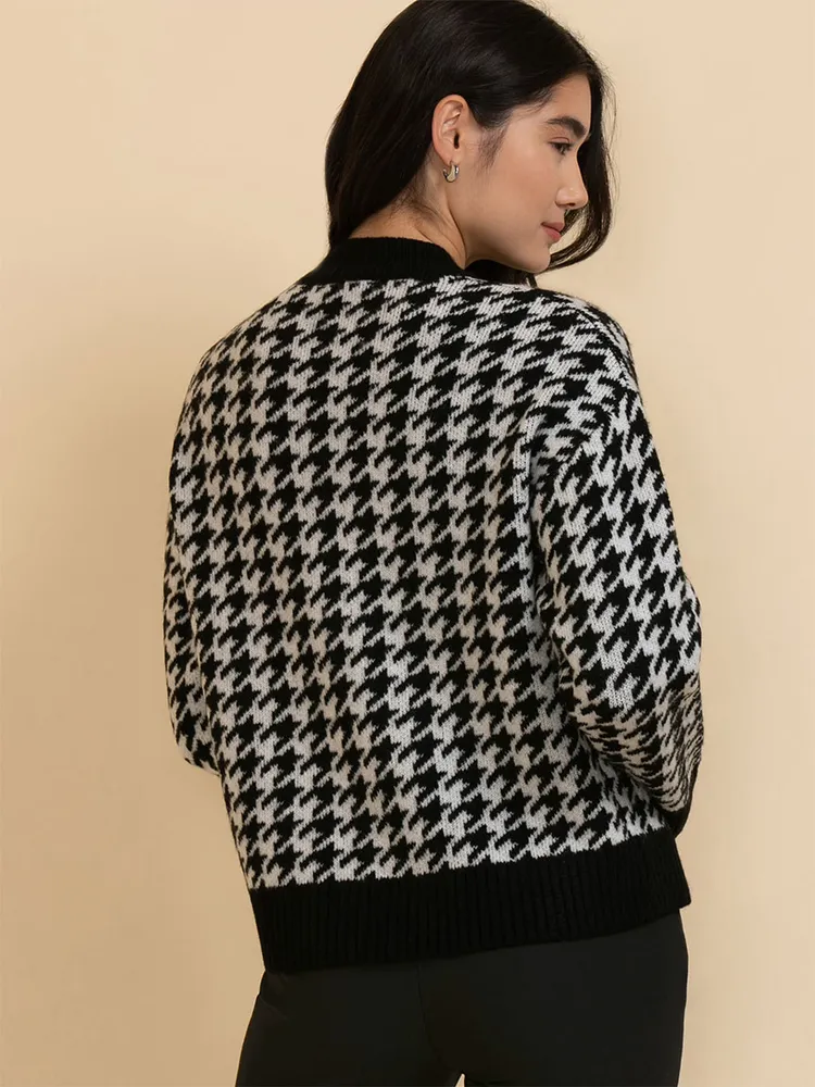 Crewneck Houndstooth Sweater