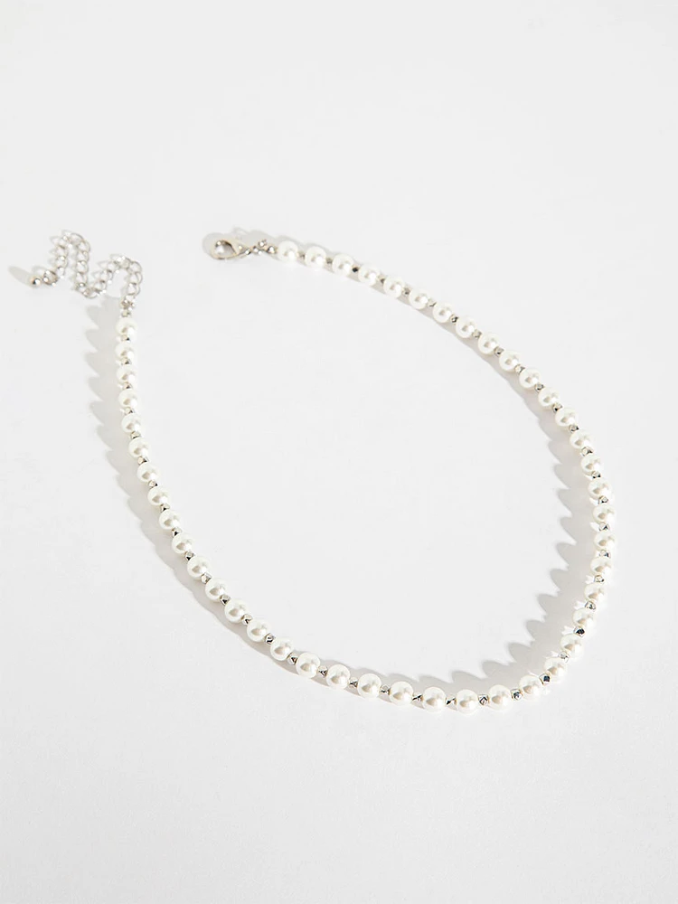 Short Pearl & Silver Metal Necklace