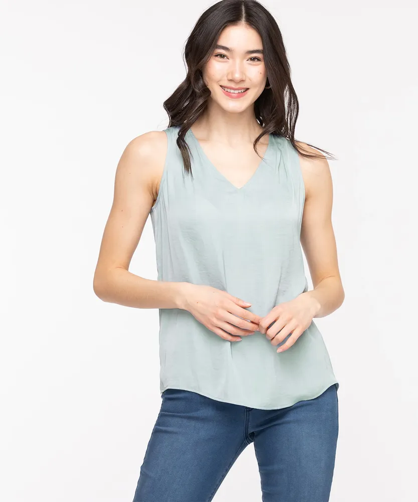 Sleeveless Pleated V-Neck Blouse