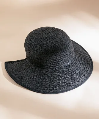 Black Summer Hat with Stretch Back Detail