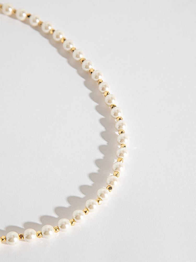 Classic Pearl Necklace