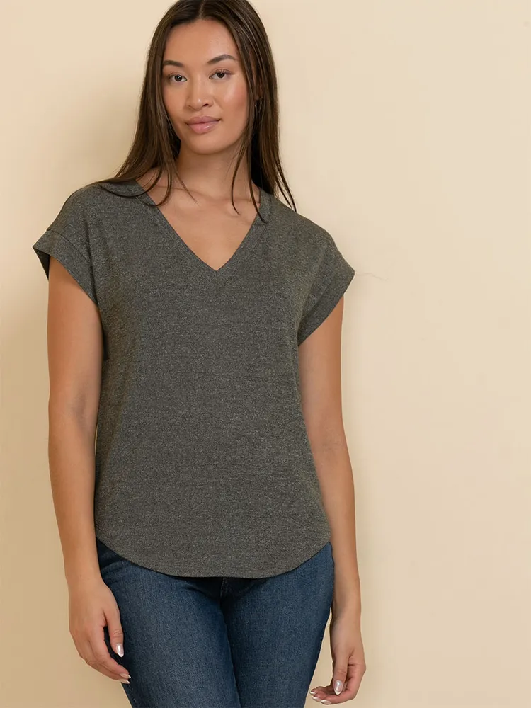 Extend V-Neck Hacci Top