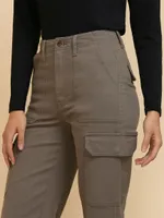 Wide Leg Cargo Jeans